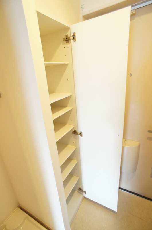 リブリ・branche1階 収納