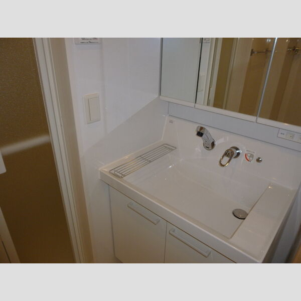 ピノラソ102号室 洗面