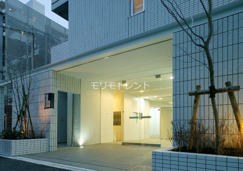 カスタリア鶴見3階 エントランス