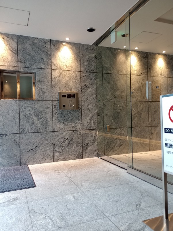 クレイシア神田淡路町 エントランス
