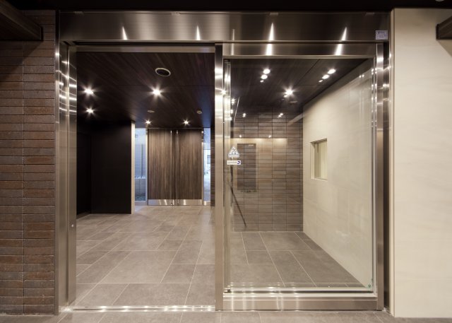 SYFORME GAKUSHUINSHITA604号室 エントランス