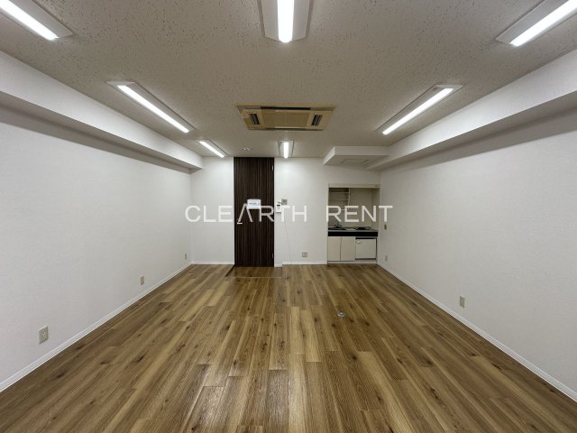 西新宿ＳＴビル6号室 独立や新規開業にもおすすめの広さです
