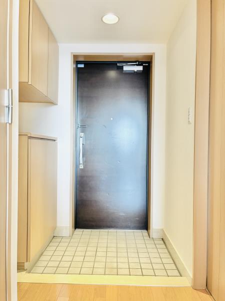 エーデルブルク4階 玄関