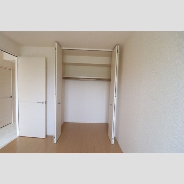 ヴァン・クレール 洋室　クローゼット