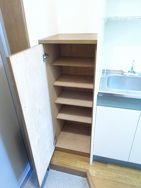 サンテミリオン西国分寺 収納