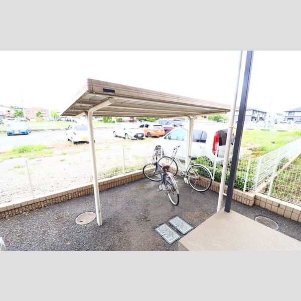 コートグレイス 駐輪場