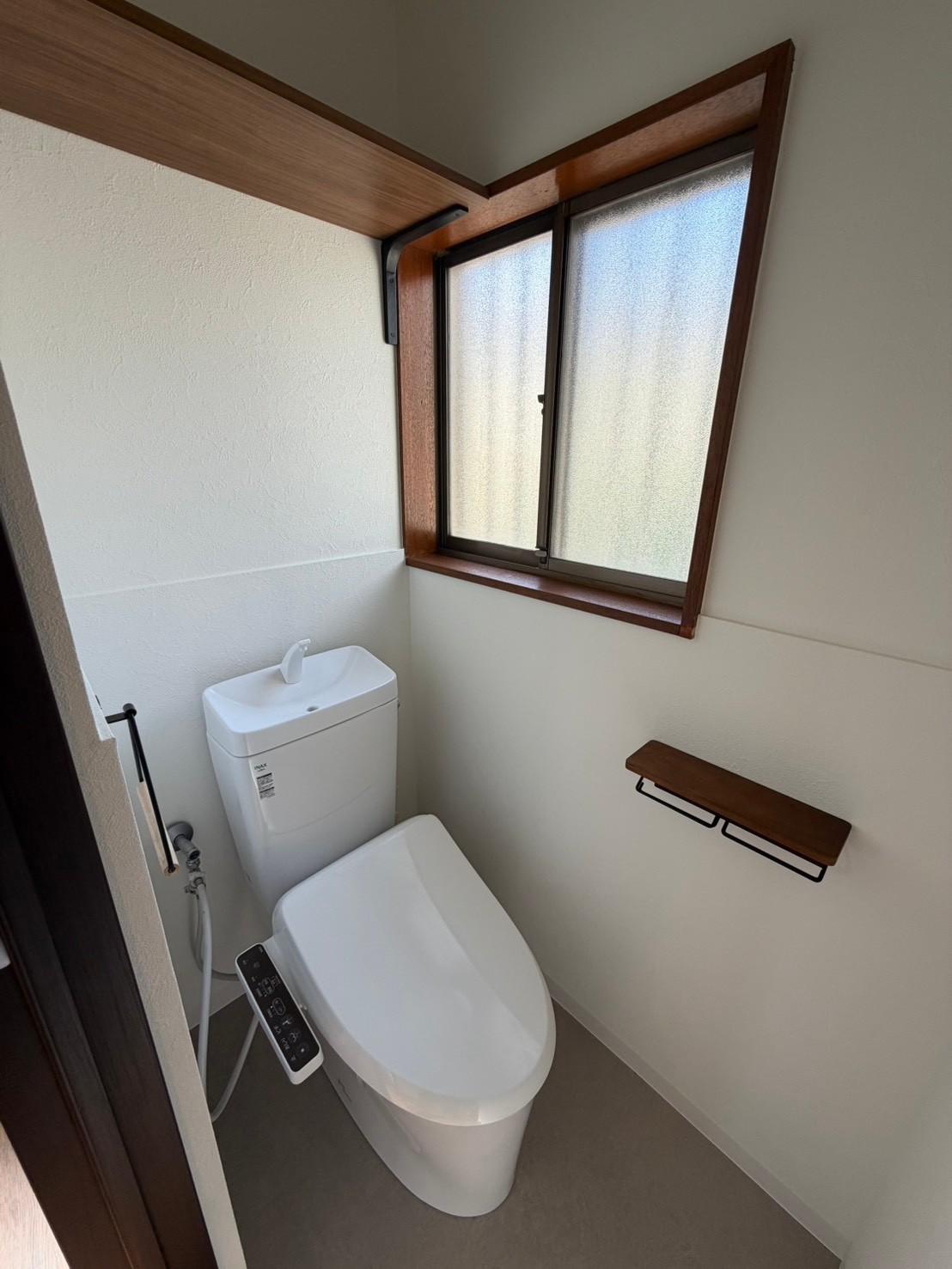 秦野市曽屋リノベ戸建て トイレ