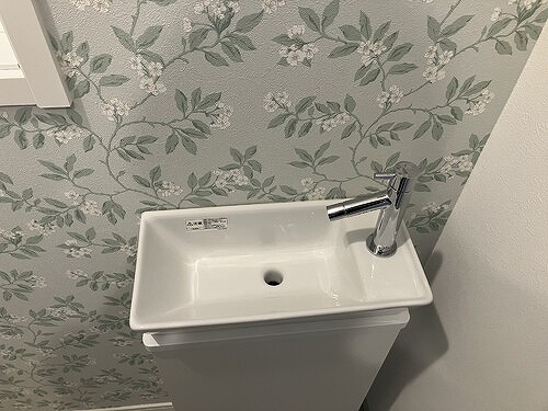 コースタル金杉 トイレ手洗い　※2026年3月撮影の写真