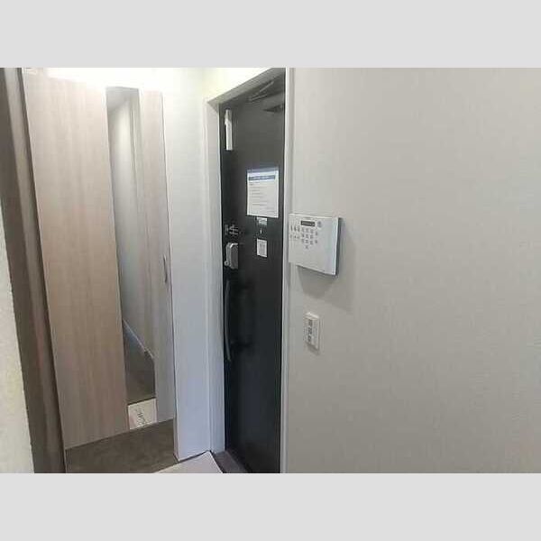 D-ROOM田町B302号室 玄関
