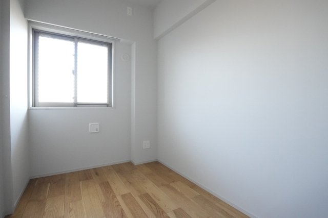 イニシア東京尾久7階 洋室1