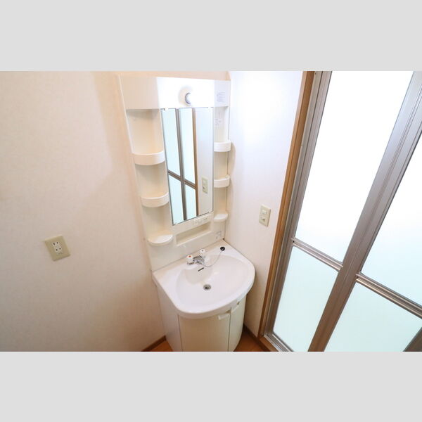 ルミエール西高尾　B 独立洗面台