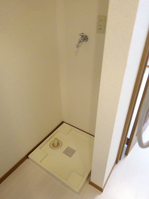 ２０ＢＯＸ弐番館(K-062) 室内洗濯機置き場
