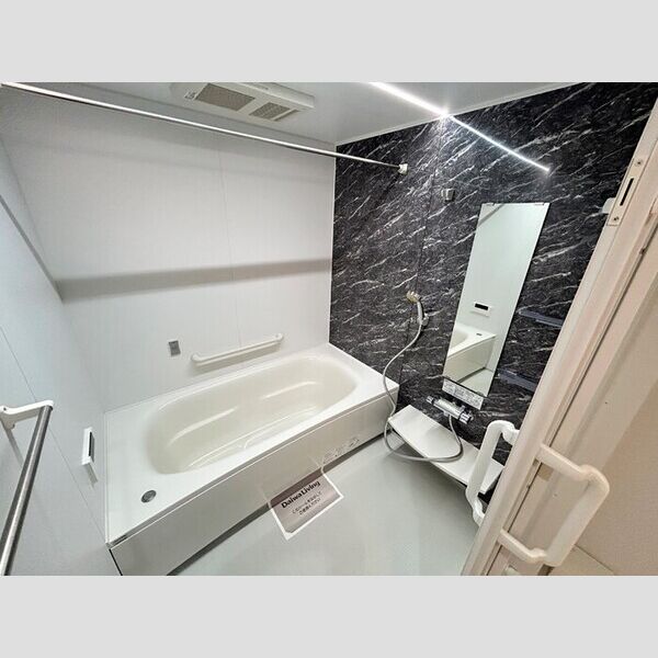 ラ・ベレッツァ　フェリオ 浴室