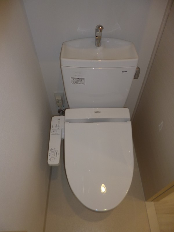 クレイシア巣鴨駅前2階 トイレ