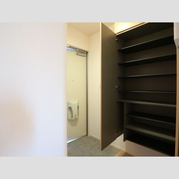 ディアコート205号室 同建物別部屋の参考画像