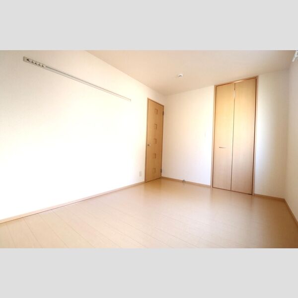 メゾンベール末広102号室 洋室6.75帖