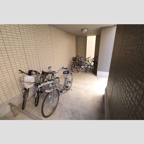 パレス国分寺 駐輪場