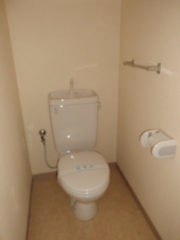 メゾン北寺尾 トイレ