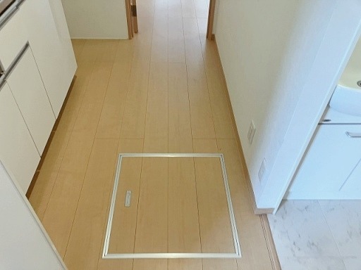 エテルノ103号室 床下収納