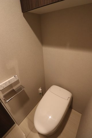 ジェノヴィア赤羽0702号室 トイレ
