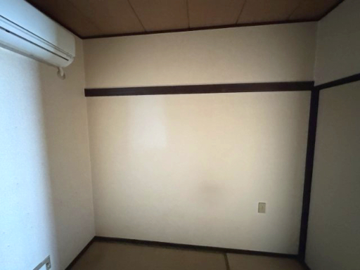 福村ハイツ202号室 クリーニング前の写真です