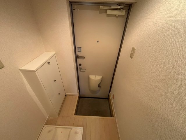 Stage北綾瀬201号室 玄関