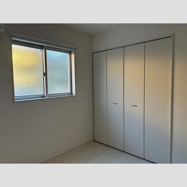 リーブルファイン若葉桜木101号室 リビング