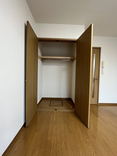 グランシャリオ（野方） 収納