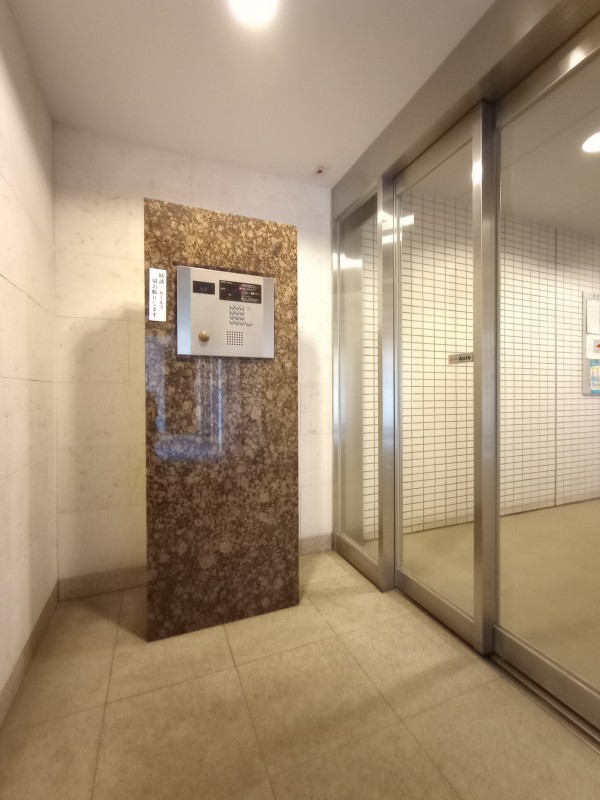 ドルチェ目黒・WEST2階 エントランス