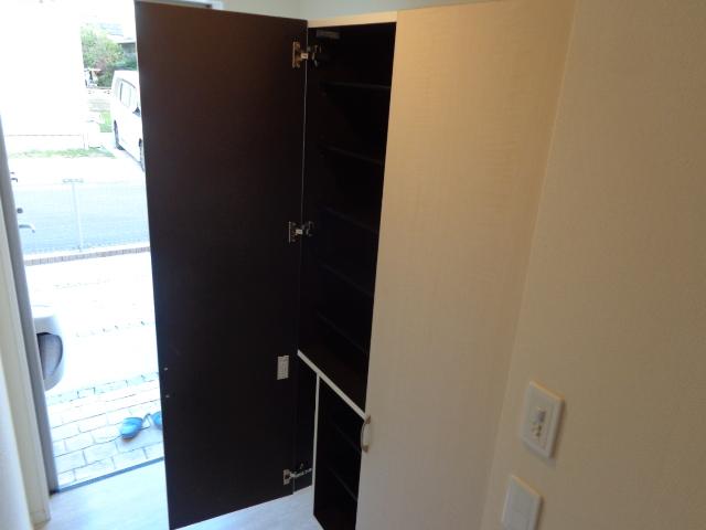 ブリスティア湘南 シューズＢＯＸ