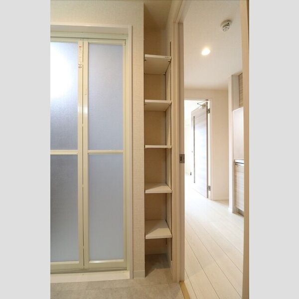 シャルマンCKK305号室 ★脱衣所(物入)★