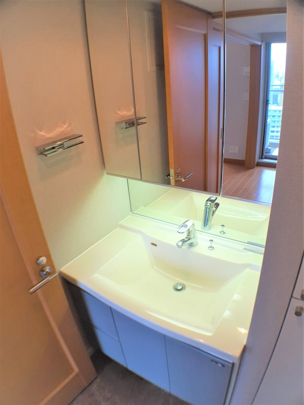 レジディアタワー目黒不動前12階 洗面