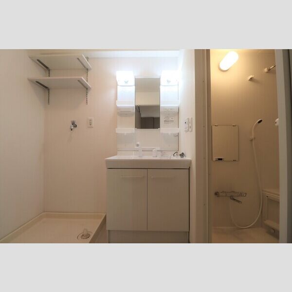 フリーダム光が丘Ⅱ402号室 同建物別部屋の参考画像