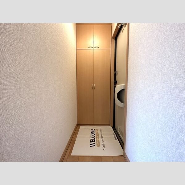 エトワール203号室 玄関