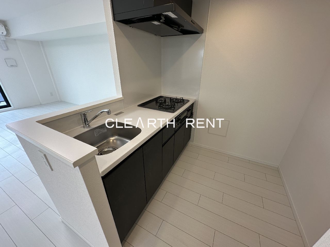 ＧＲＡＮ ＰＡＳＥＯ三宿4階 グリル付き３口システムキッチン