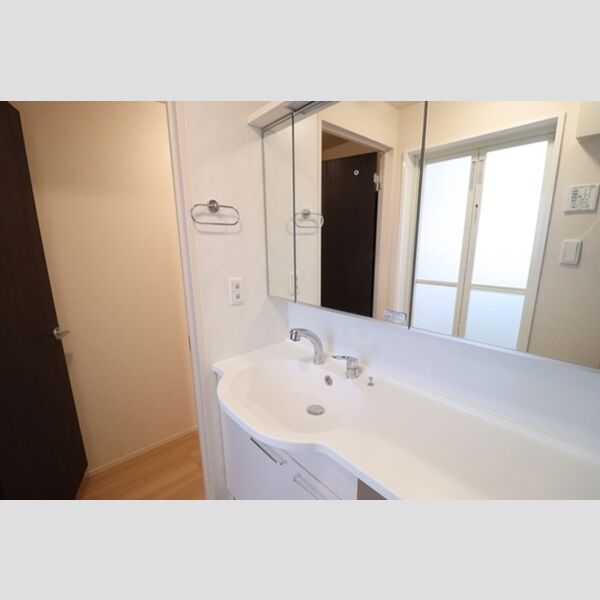 アゼリア松戸205号室 洗髪洗面化粧台