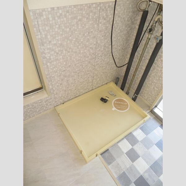 ハイツ井上　B 室内洗濯機置場です。