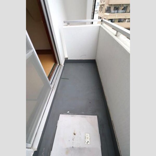 エイトジャパンシーダー バルコニー(11F)