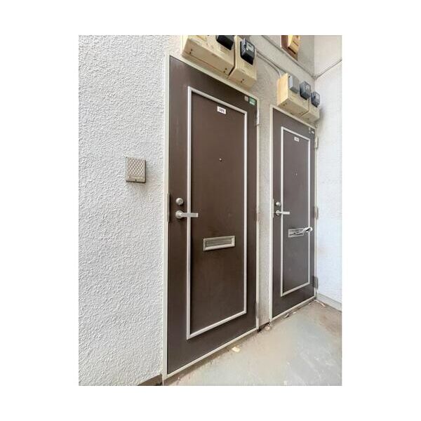 山口コーポラス 玄関