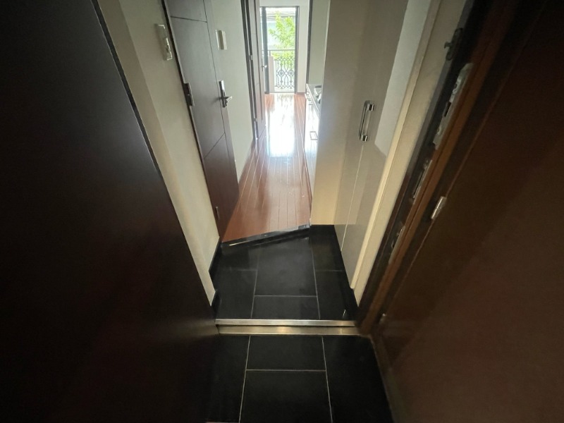 グリフィン横浜・ヴィラ9階 玄関