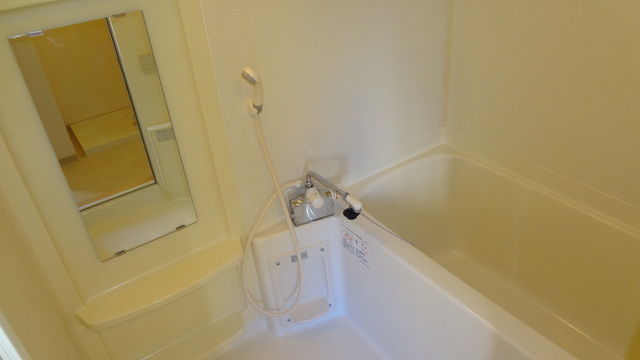 トレセリア横山0502号室 浴室広々のお風呂です♪