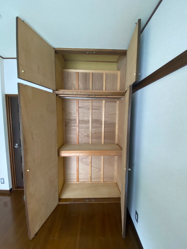 ヴィレヂ・ハピネス5（参番館）1階 収納