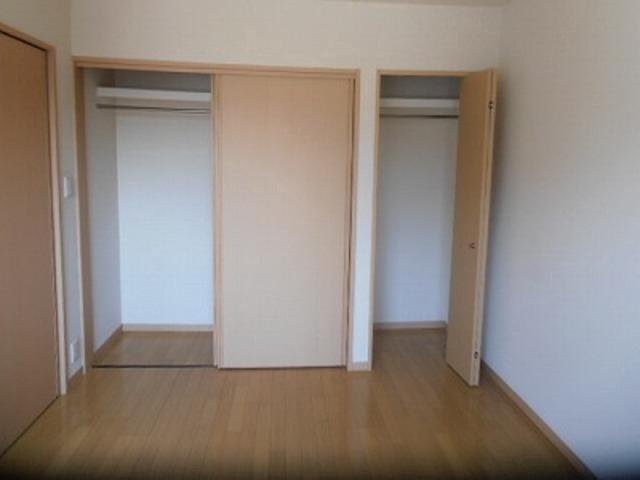 ブリーズ東海神Ａ2階 収納