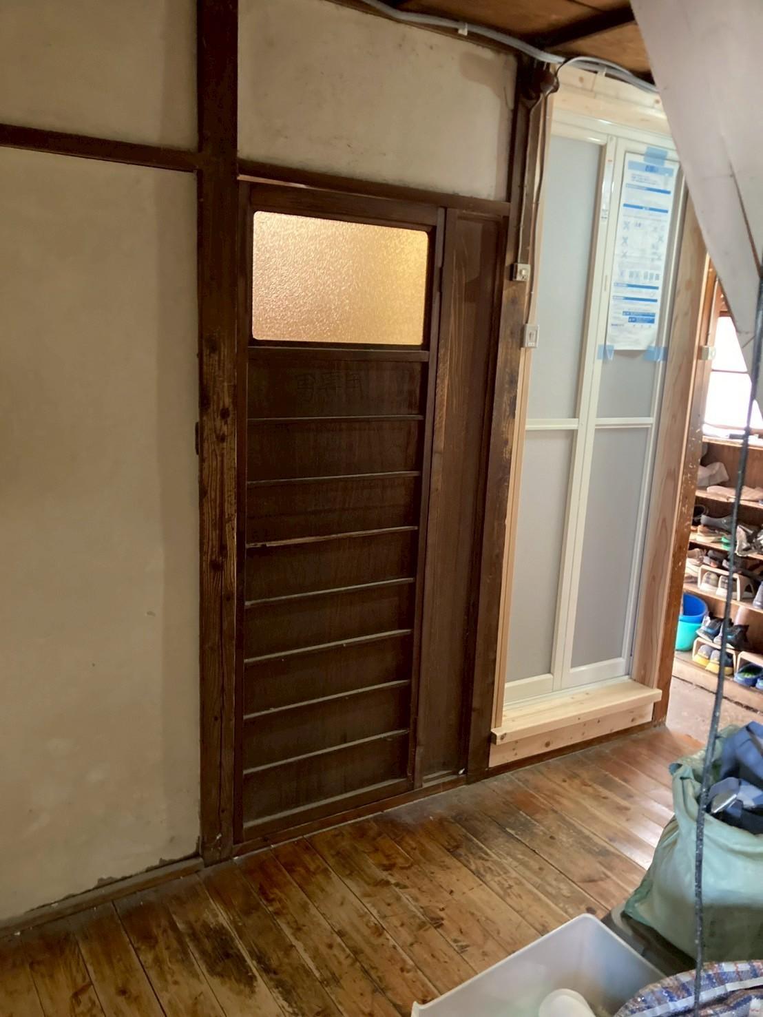 静和荘206号室 トイレ扉