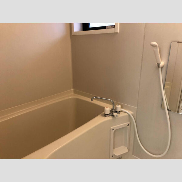 アピエ　壱番館/弐番館壱番館105号室 バス