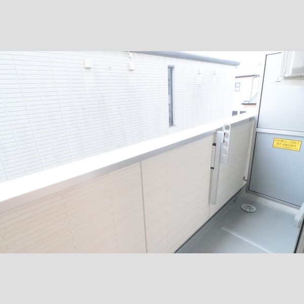 Briller 東大宮 バルコニー