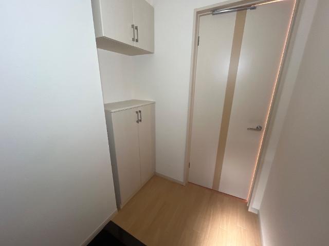 アンソレイエ 玄関