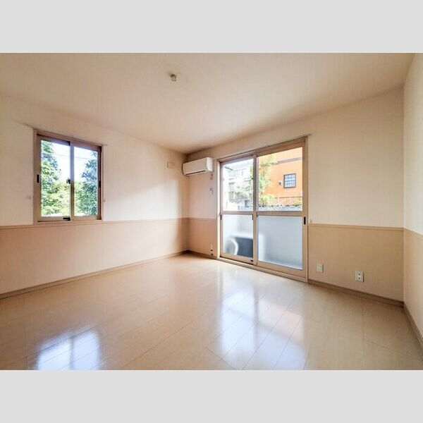 フェニックス　EFF101号室 LDK