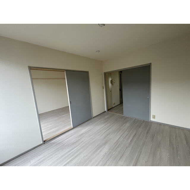 パナヨシハラA棟202号室 リビング