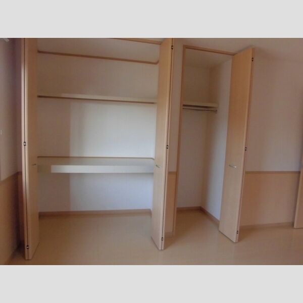 サンハイム中川Ⅱ 洋室9帖 物入・クローゼット